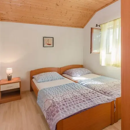Romic Apartment *