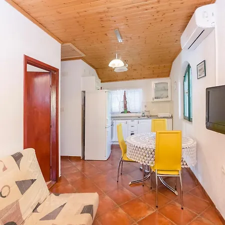 Апартаменты Romic *